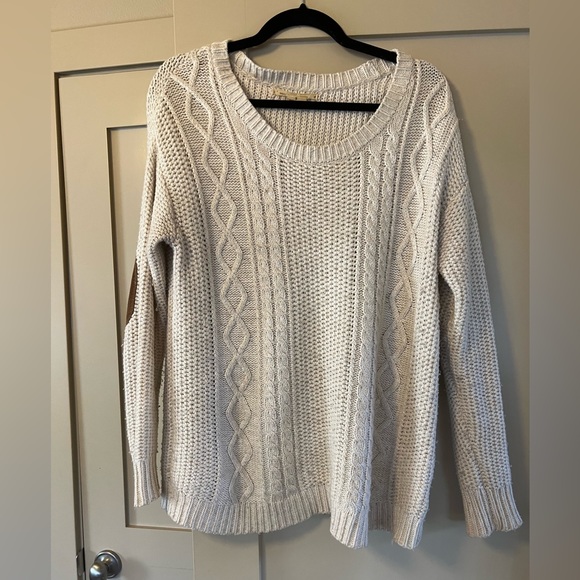 Urban outfitters cable nit crew neck cream sweater size S - Picture 3 of 4